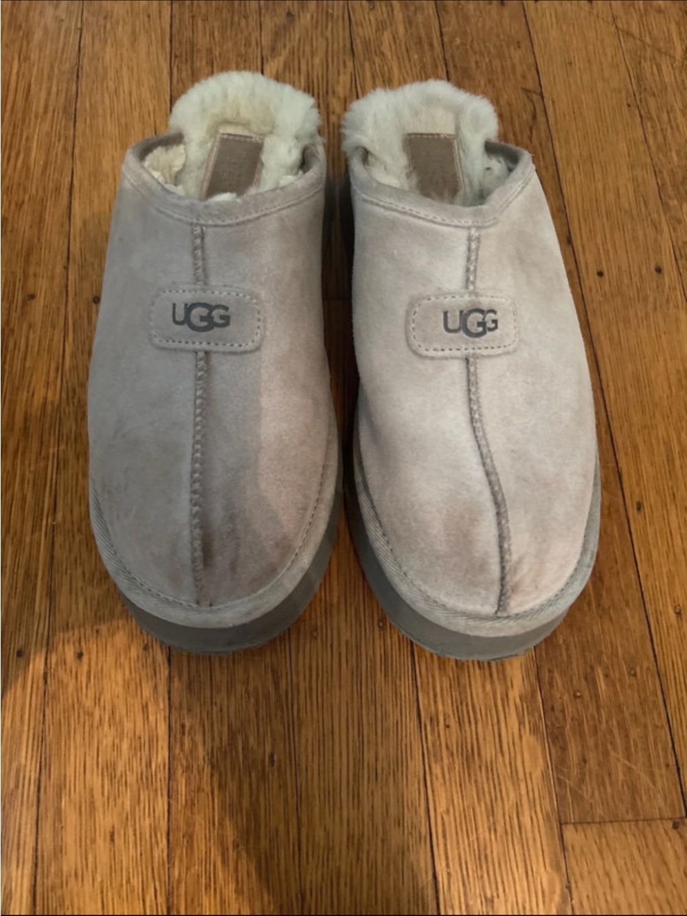 UGG women’s Light Gray Suede Shearling Slip-On Clog